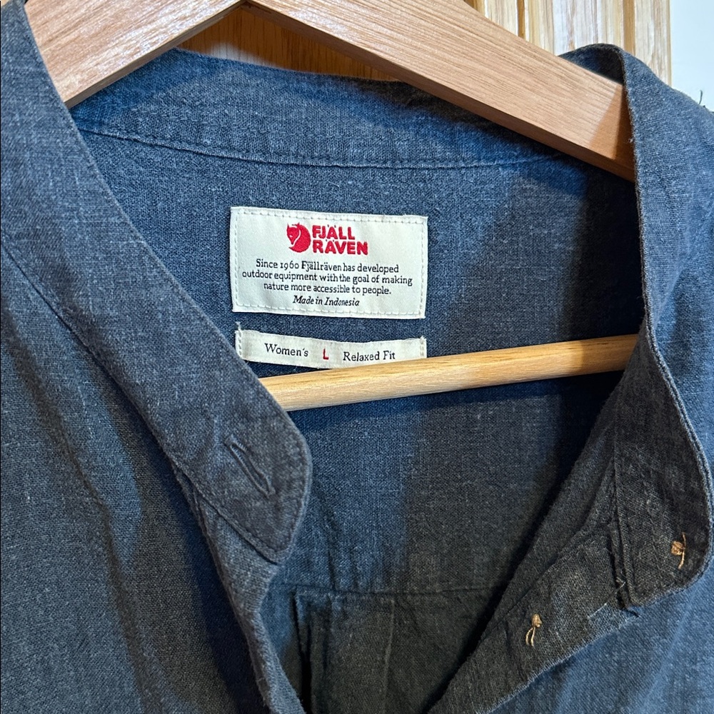 Fjällräven Övik Hemp SS Relaxed Fit Women’s Large Blue Button-Up Shirt - Picture 10 of 10